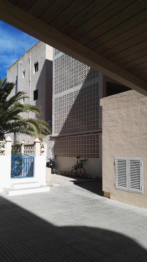 Apartamentos Formentera Copacabana 18 Es Pujols Eksteriør bilde